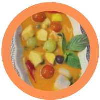 56. KAENG PHAT TOFU - SEASONAL FRUITS (FRUITCURRY) (met rijst)